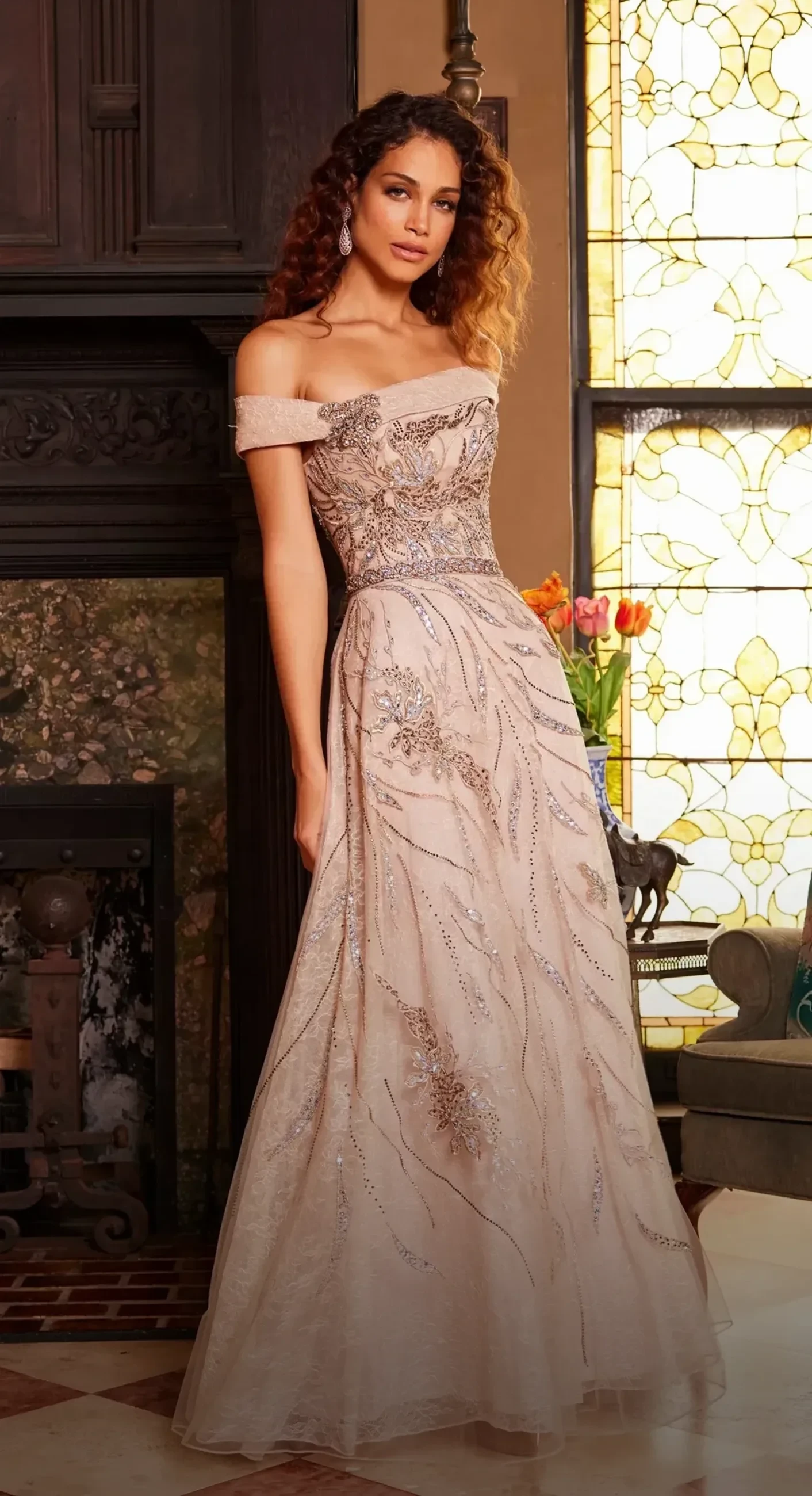 Model wearing a Mothers dress