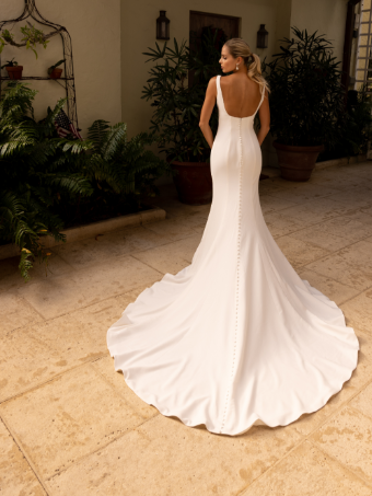 Adornato Couture Olivia #1 Ivory thumbnail