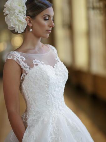 Adornato Couture Gardenia #2 Ivory thumbnail